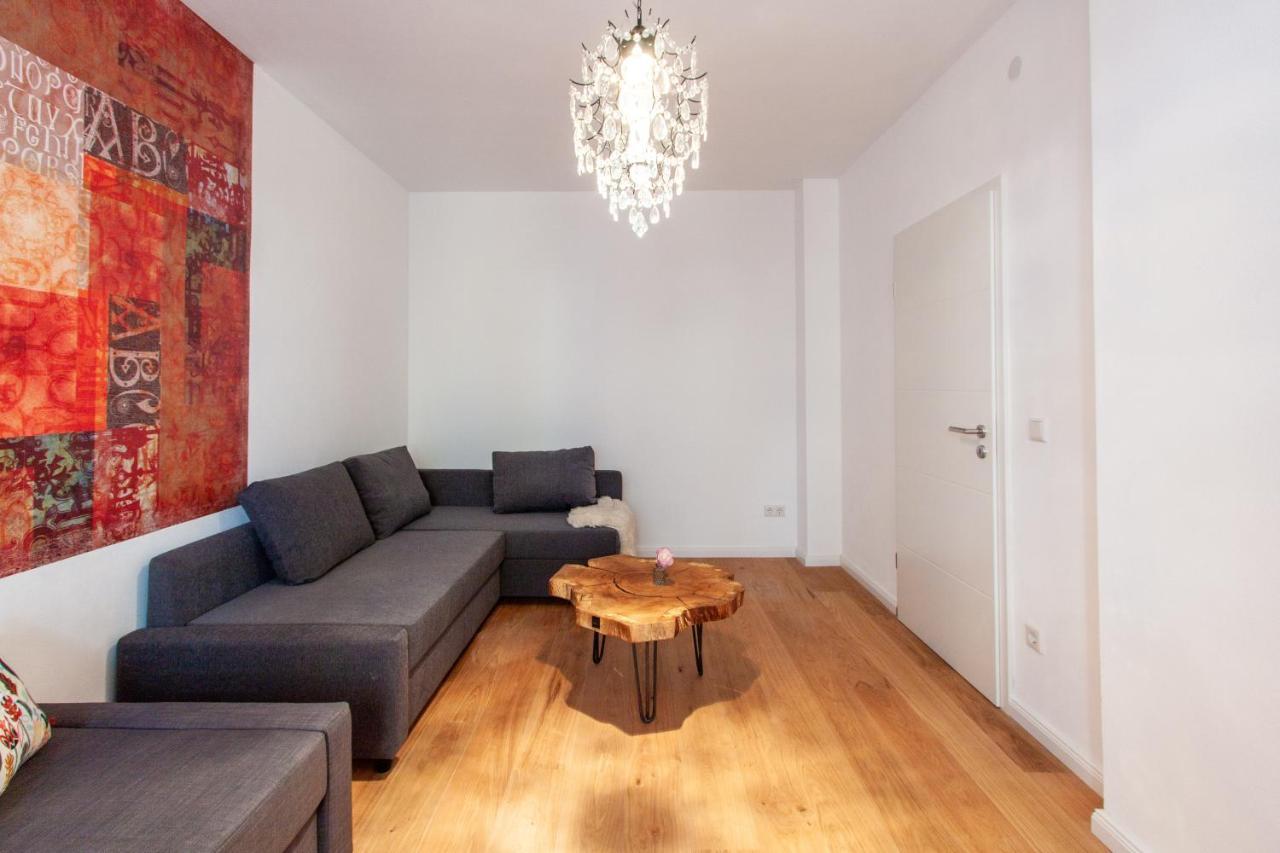Modern & Spacious Apartment For Up To 8 Persons Würzburg Exterior foto